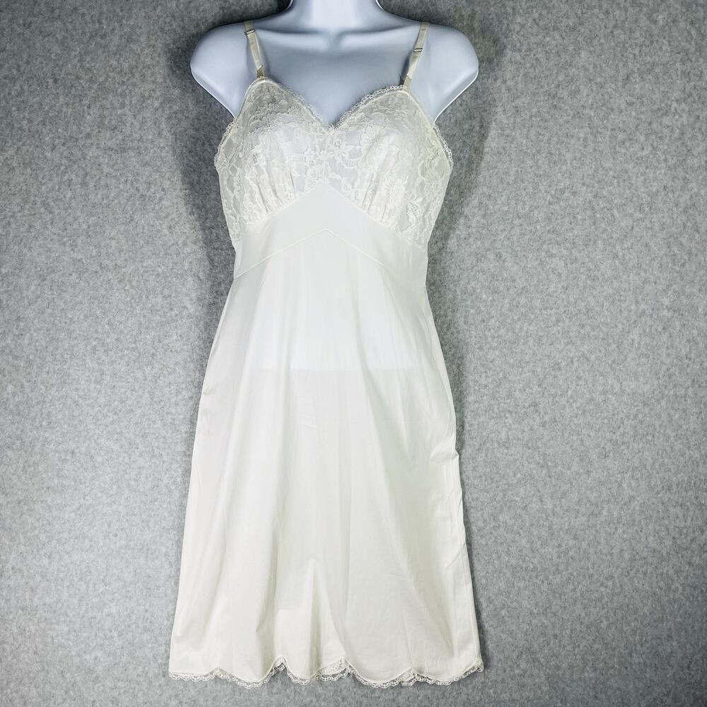Vanity Fair Vintage Full Slip 32 Ivory Lace Nylon Bridal Lingerie